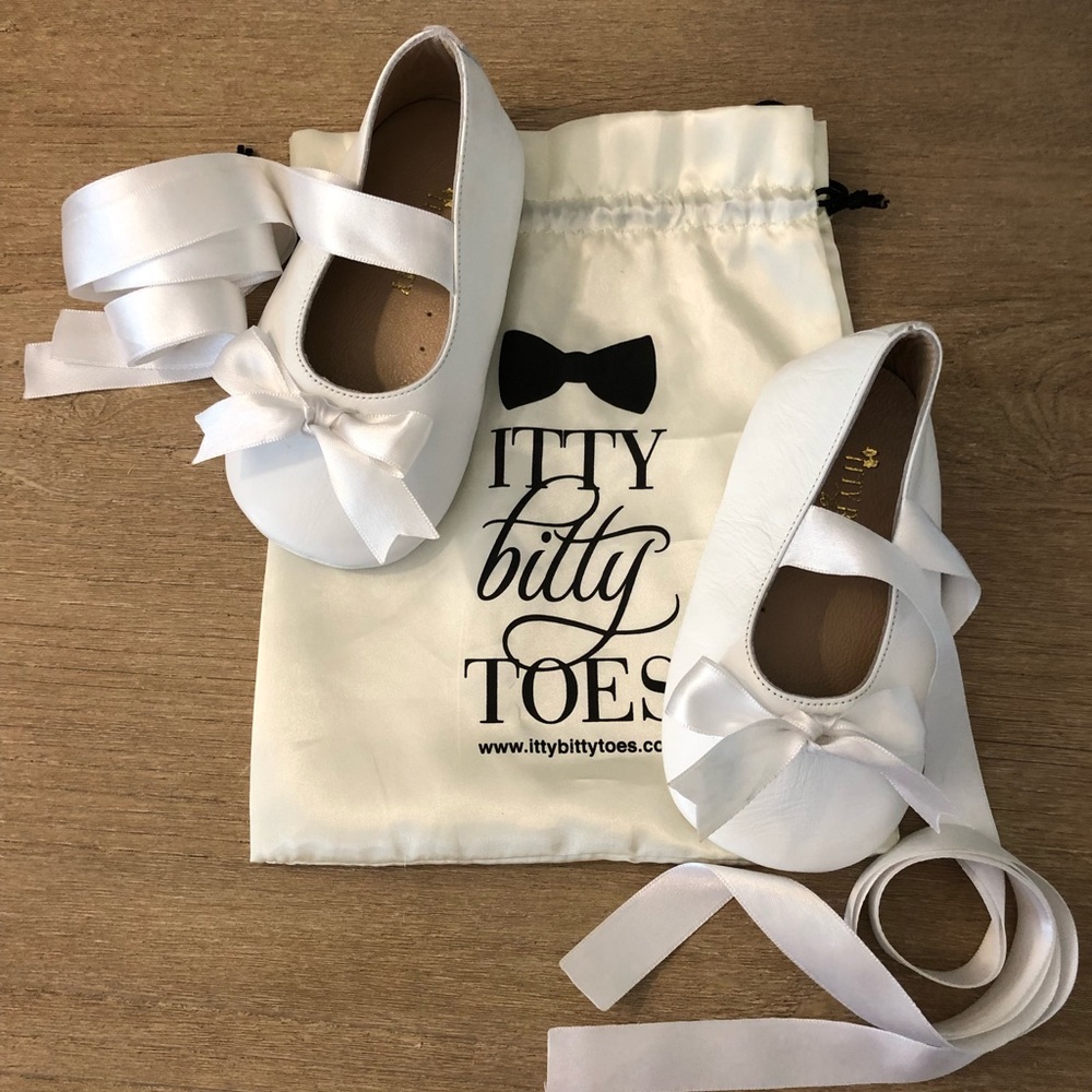 Itty Bitty Toes White Ballerina Moccasins 8T